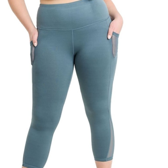 🏷SALE! LAST PAIR! Teal Plus size Leggings - Picture 2 of 4
